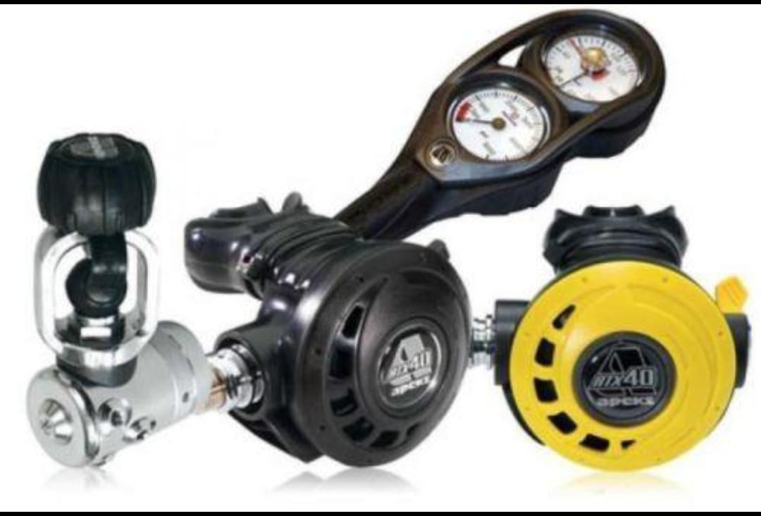 Apeks ATX40 4 Estágios Apeks