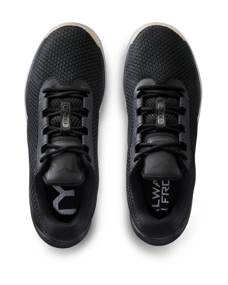 Tênis TYR CXT-2 Trainer Transparente/Preto — vista frontal com toe guard estendido